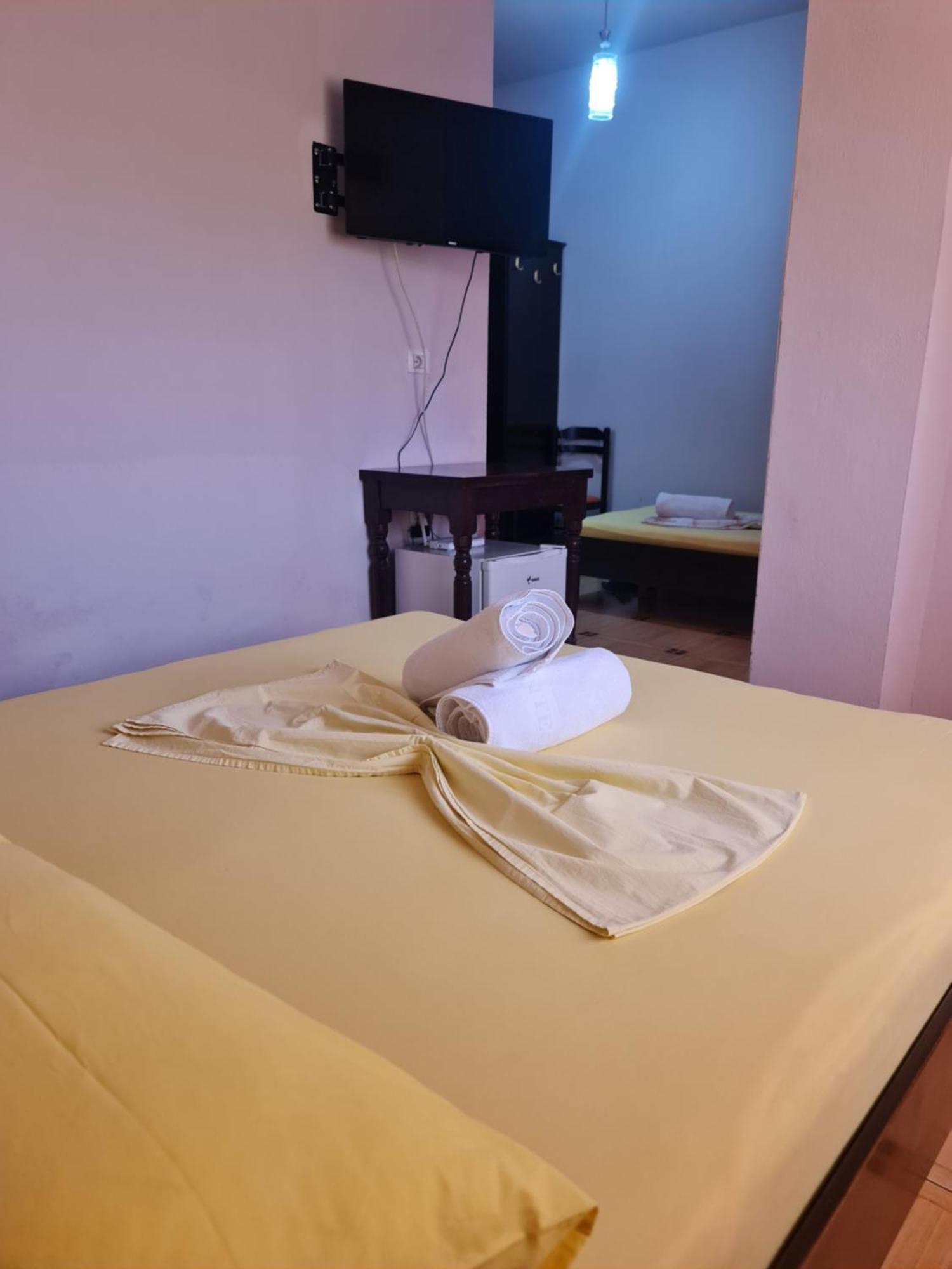 Hotel Brace Gjirokastër Extérieur photo